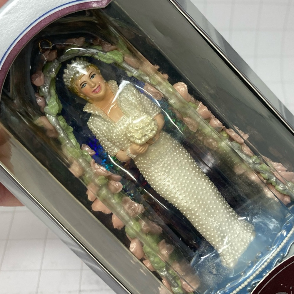 Carlton Cards Diana Princess of Wales Famous Women in History collectible NIP